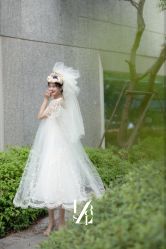 -Renee芮亦婚纱(原丽莎)
