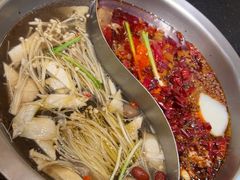 -沸炉重庆老火锅(军事博物馆店)