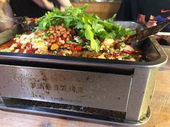 -罗满娘特色豆花烤鱼