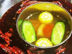 骨汤鸳鸯锅-大龙燚·旷野鲜火锅(广州首店)