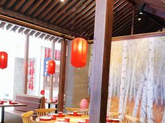 -关东小磨东北菜(碧江广场店)
