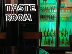 -TASTE ROOM Bar