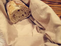 餐前面包-THE CLUBHOUSE(G公寓酒店)