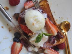 酸奶碗-翠贝卡&Mama Kelly Brunch Coffee(河西店)