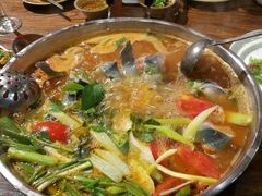 -亮欢寨酸汤鱼(沙冲路店)