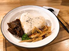 金线牛腩餐-豆恩咖餐(厦大翔安店)