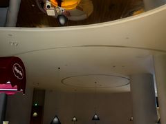 -涨巢·潮玩水疗局