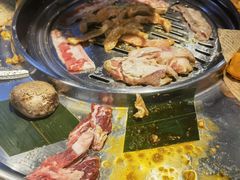 -哈哈碳都·牛肋条无限自助烤肉(宝龙店)