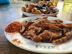 -老鼎万春卤菜(五代传承创始老店)