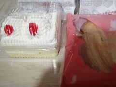 -红宝石·鲜奶小方·海派西点房(南翔店)