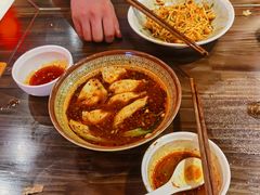 -张氏宽窄巷成都名小吃(华发新天地店)