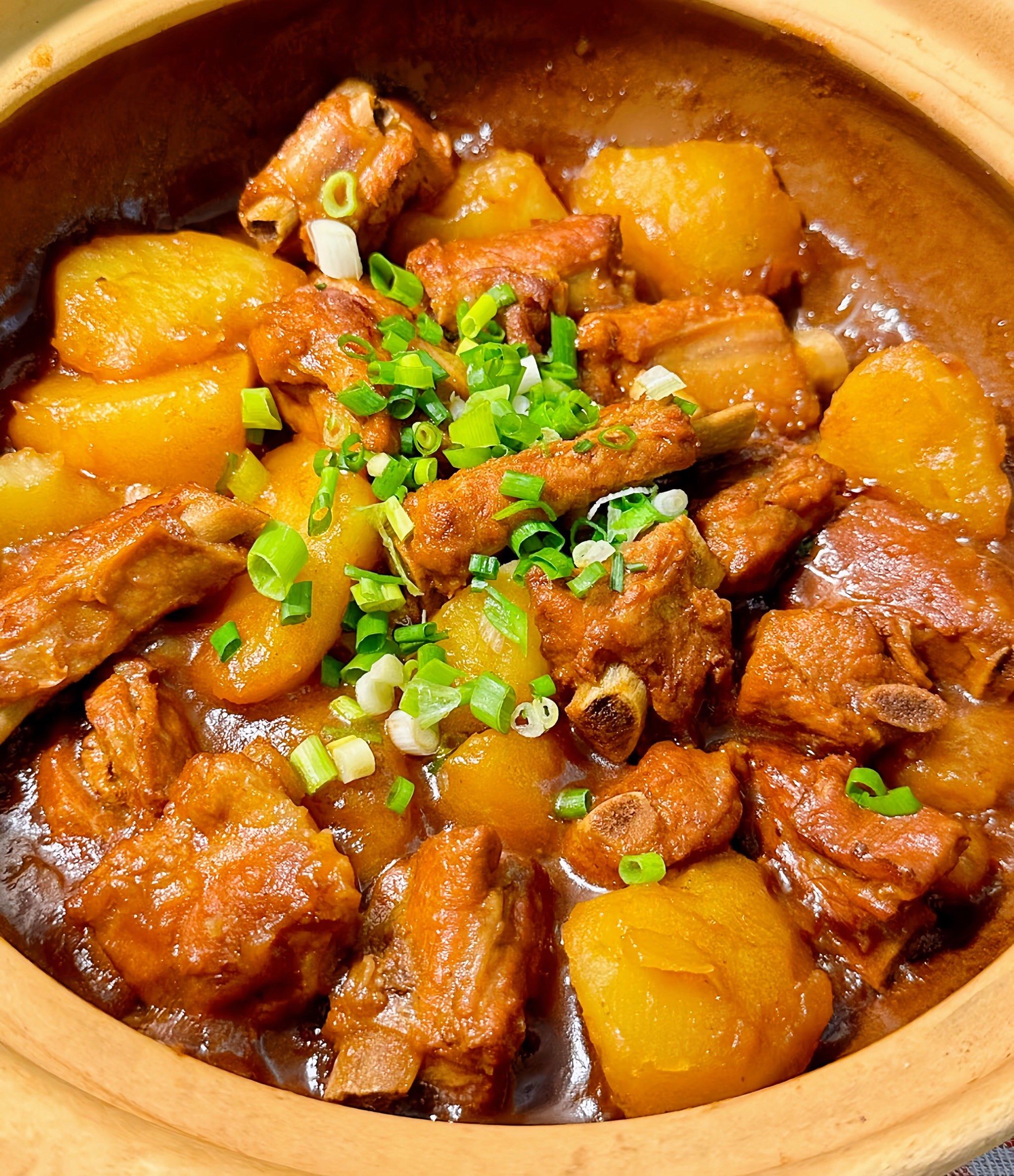 汤汁都能下两碗饭的土豆烧排骨