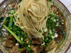 -胥佳烧鸡公牛肉面馆