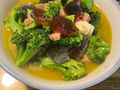 上汤西兰花-老味道湘菜