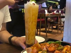 -拉亚汉堡经典餐厅(商城路店)
