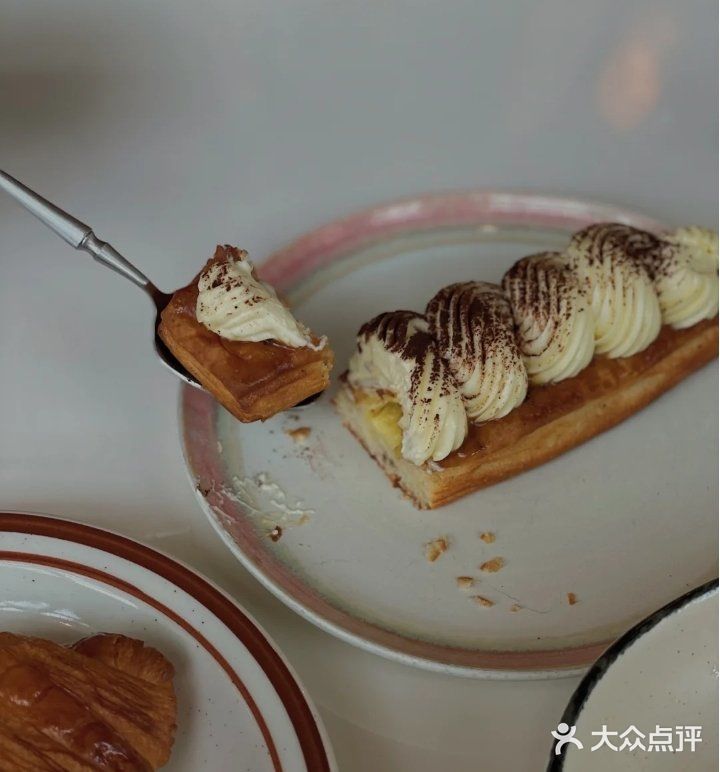 有一个北欧风的brunch店