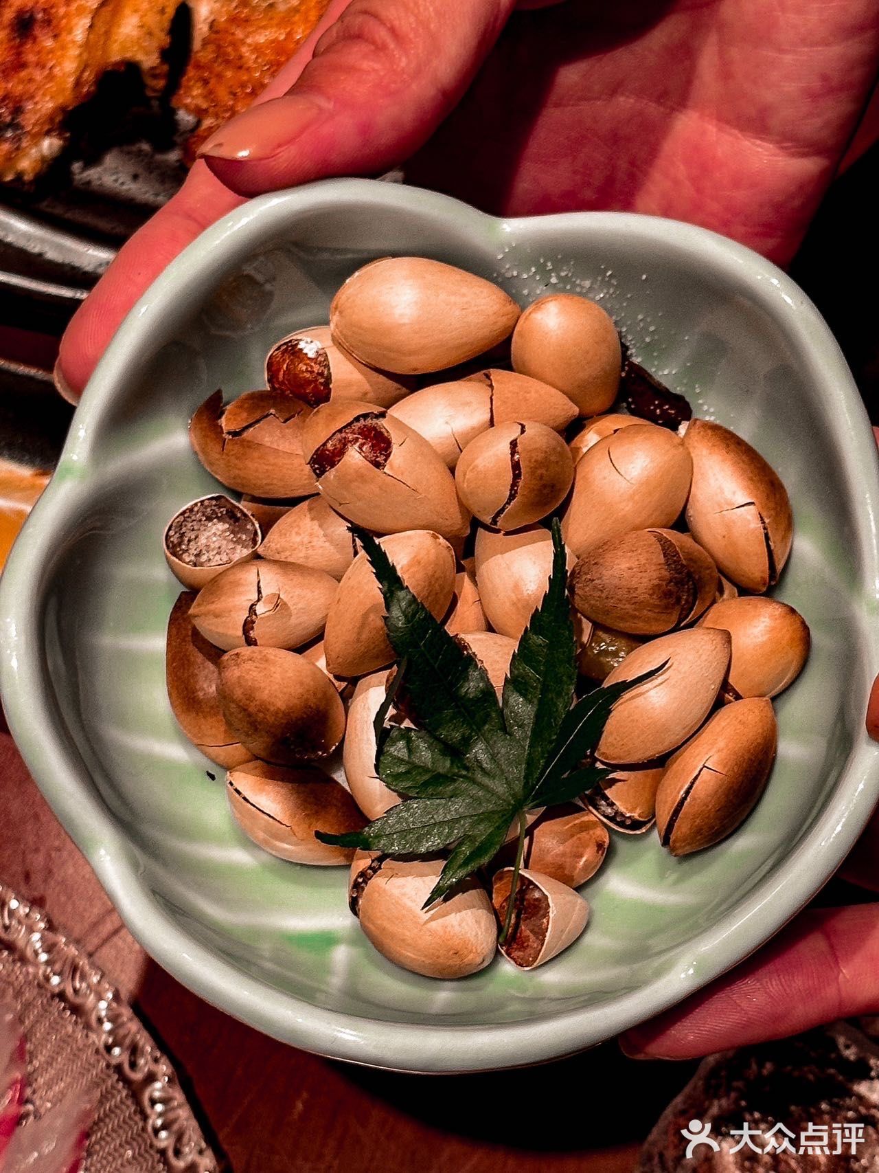 魔都新晋人气烧鸟🌟日料脑袋们闭眼冲啊🐛