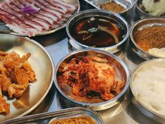 -哈哈碳都·牛肋条无限自助烤肉(宝龙店)