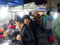 android_upload_pic-吴山路夜市