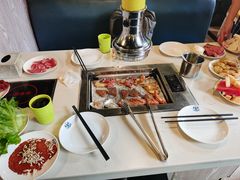 -爱客得牛排海鲜烤肉·火锅自助(春熙路黑金好店)