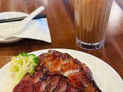 叉烧烧鸭双拼饭-明家烧腊