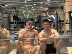 -上海松江假日酒店