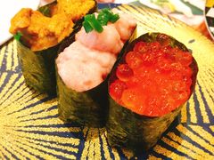 海胆寿司-海鲜三崎港(镰仓小町通店)