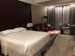 -广州天河希尔顿酒店