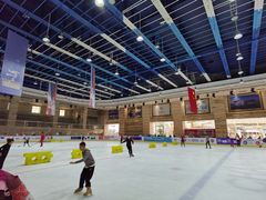 -冠军冰场(环球中心店)