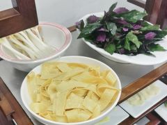 -皇城老妈·大连海鲜火锅(港湾店)