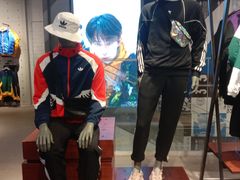 -阿迪达斯(武林银泰三叶草店)