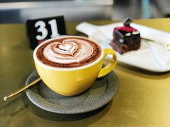 -UNI UNI(环亚凯瑟琳店)