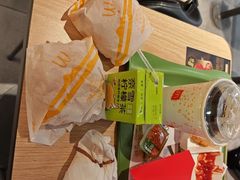 -麦当劳(百联西郊购物中心店)