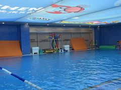 -戊辰亲子游泳俱乐部