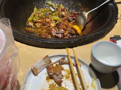 -万里闯关东铁锅炖菜馆(高新旗舰店)