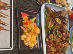-路边边地标烧烤·川菜·小龙虾·音乐酒馆(良乡长虹店)
