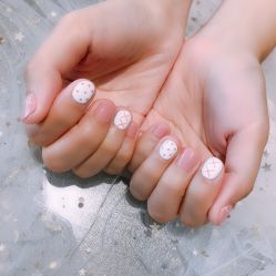 -蜜丝卡伦美甲美睫连锁