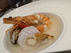 翡翠青口贝及黑虎虾海鲜清汤-王品牛排(珠海富华里店)