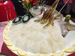 黑鲷鱼海鲜拼盘-行家海鲜火锅酒家(静安寺店)