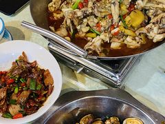-昱龙大盆牛蛙馆(三兴街总店)