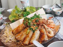 -大头虾越式风味餐厅(光明广场店)