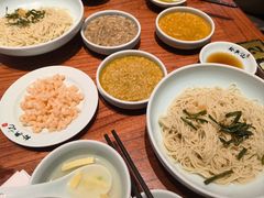 -裕兴记•蟹黄面馆(人民广场店)