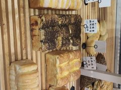 -焙丽拾光(麦凯乐直营店)