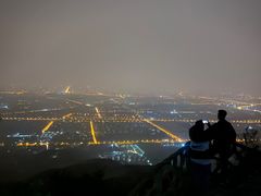 -鬼笑石后山停车场
