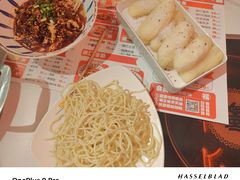 -黄记煌三汁焖锅(新佳丽江汉路店)