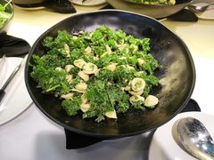 -La Mer Restaurant & Lounge