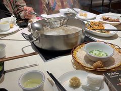 顶级鲜肥牛-潮泰牛肉火锅 · 创于1992年(车公庙店)