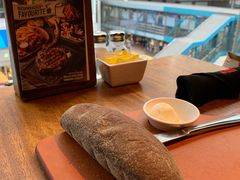 黑麥包-澳美客(铜锣湾翡翠明珠广场店)