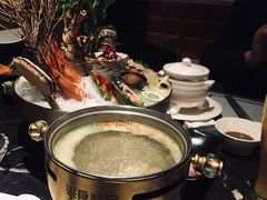 -半岛翡丽海鲜自助餐厅(观风亭店)