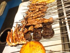 羊肉串-马路边上·小海鲜烧烤(八一路店)